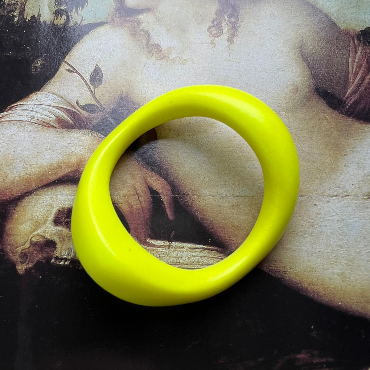 Ready to be shipped - JNada - Yellow Neon Polished 50MM/1.97INCH