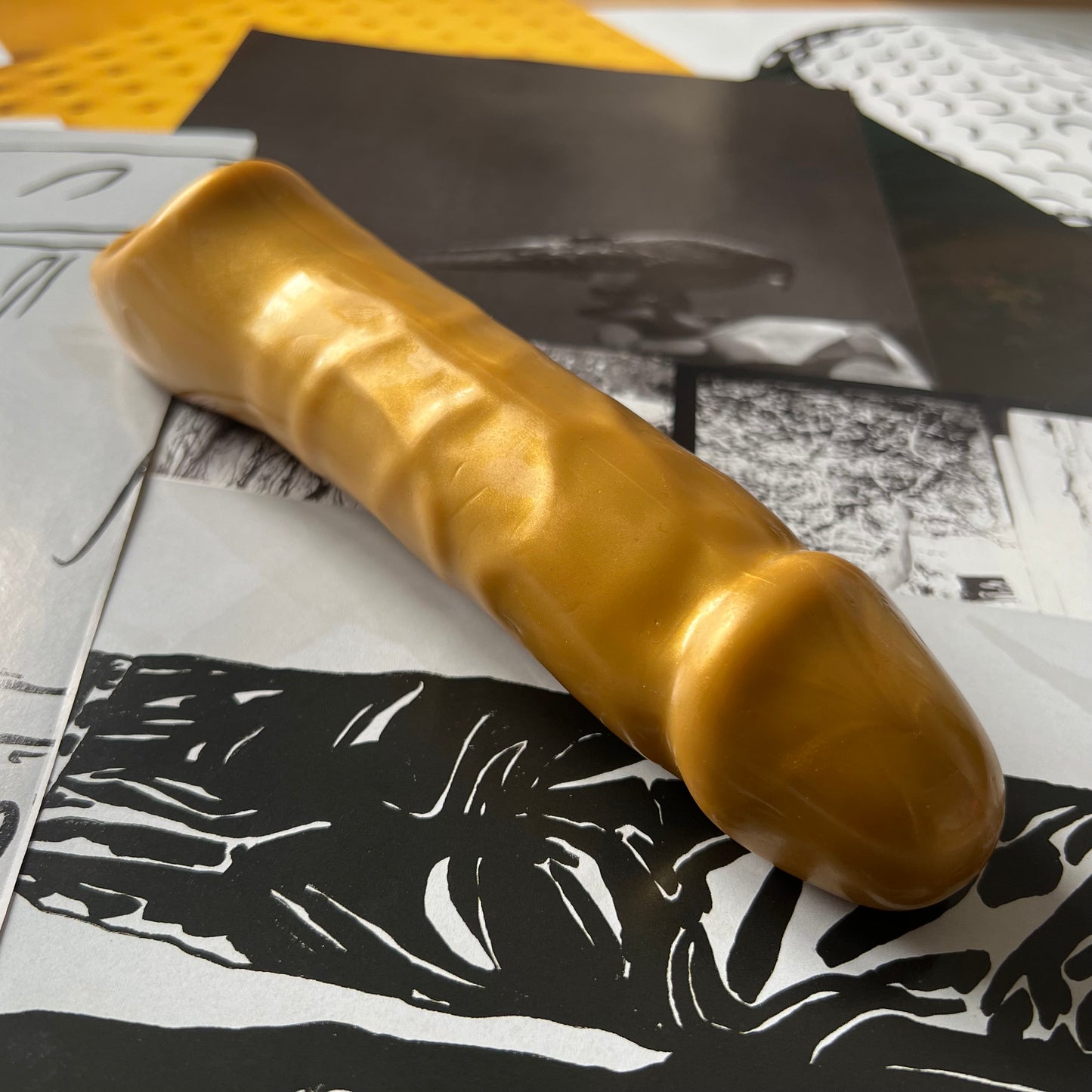 Penis Sleeve Gold Veins SAMPLE 204MM 42MM