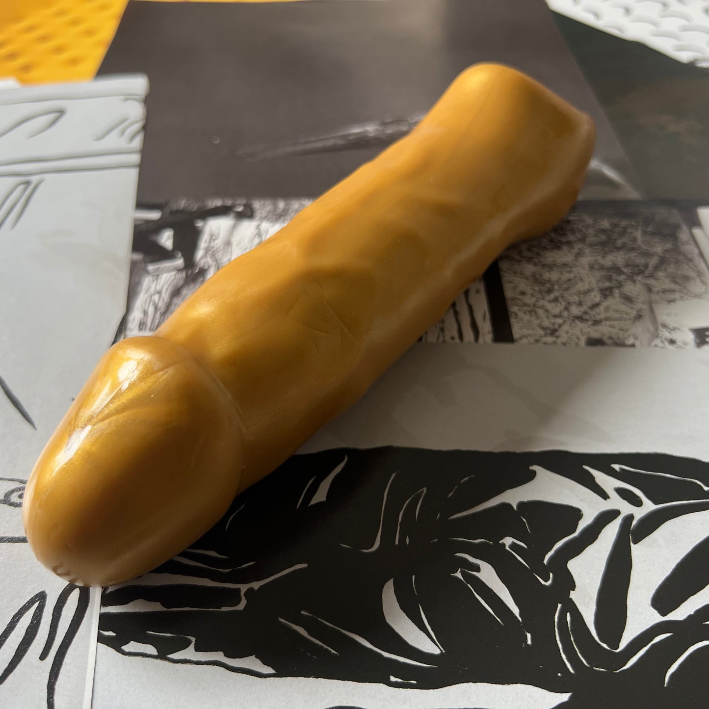 Penis Sleeve Gold Veins SAMPLE 204MM 42MM